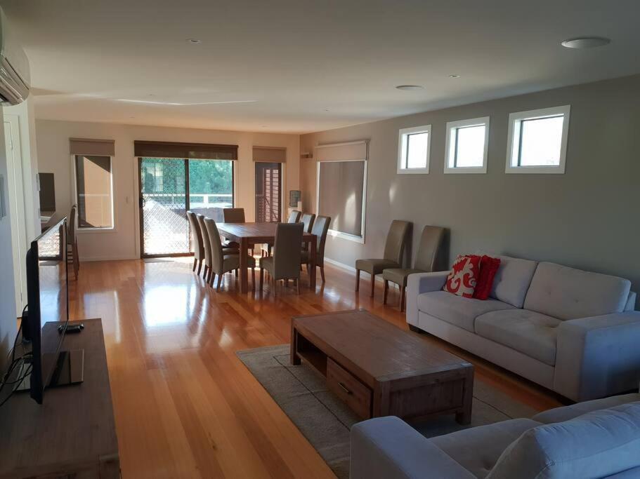 Venus Haven - Beach 1, Linen, Wifi, Netflix Venus Bay Luaran gambar
